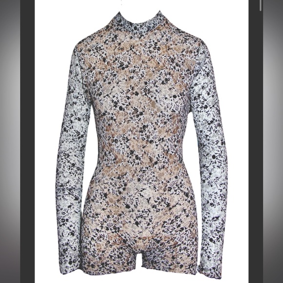 STRUGALA New York - Picture 1 of 2